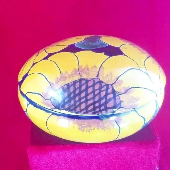 Large mexican Talavera Pottery Trinket Box 5.5" diam Round Flowers - Picture 1 of 11